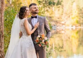 Photo de couple : comment poser pour des photos de mariage ?